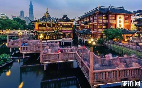 上海城隍庙有哪些比较正宗的上海<a href='/xiaochi/' target=_blank>小吃</a>