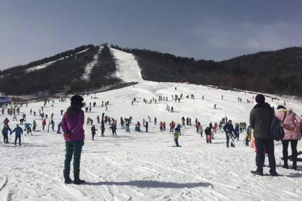 武汉周边滑雪场哪个最好玩