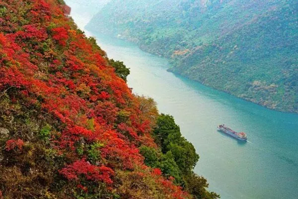 巫山红叶最佳观赏地点及路线推荐