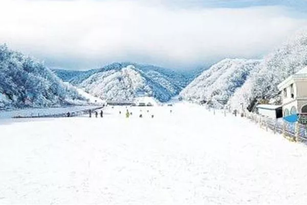 襄阳滑雪场在哪里 襄阳滑雪场哪个最好玩