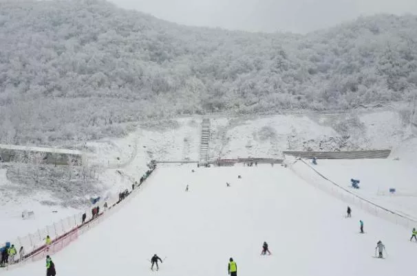 襄阳滑雪场在哪里 襄阳滑雪场哪个最好玩