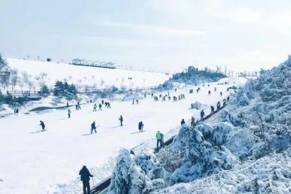 2021-2022安吉江南天池滑雪场开放时间及门票价格