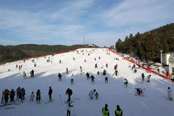 2021商量岗滑雪场门票多少钱 什么时候开业