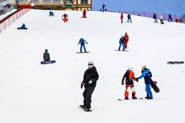 0基础学滑雪要多久 初学者怎么雪滑雪