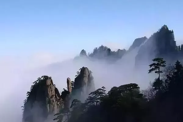 庐山<a href='https://www.qqx.com/' target=_blank>旅游攻略</a>自驾车旅游