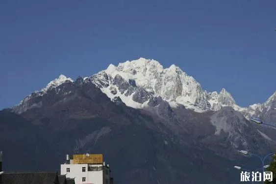 玉龙雪山自驾车停哪里 玉龙雪山停车场收费标准