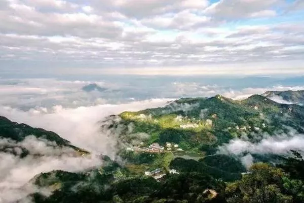 湖北暑假旅游好去处推荐