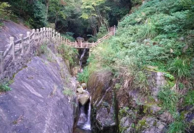 铜锣寨在哪里  铜锣寨门票多少钱