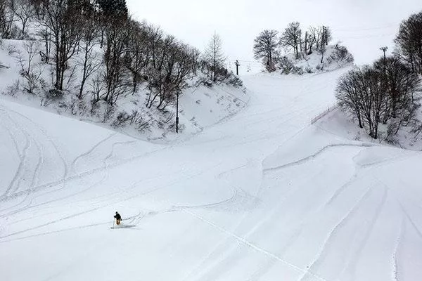 2021济南部分滑雪场对青少年免费-滑雪场名单