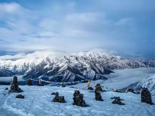 西藏有没有好玩的冰川景点