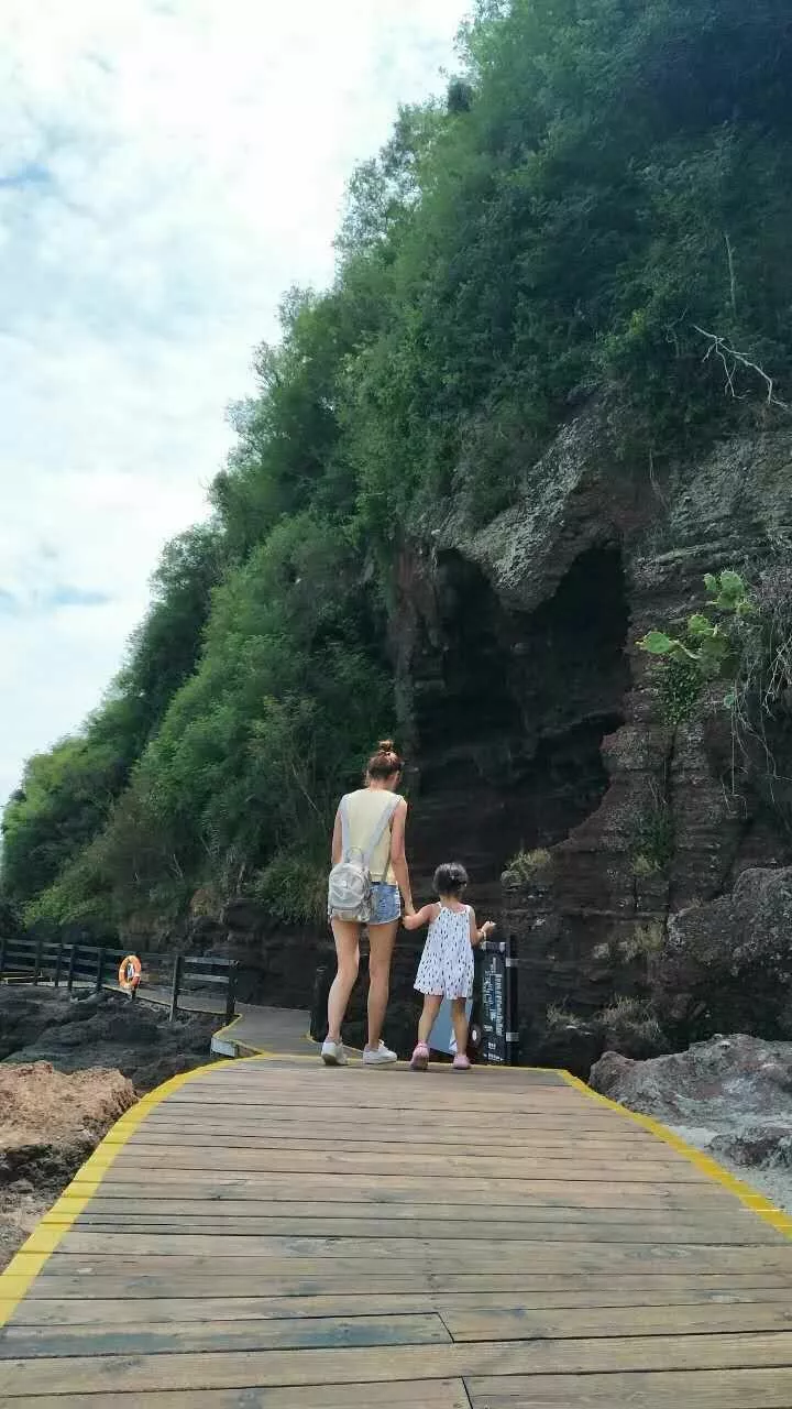 北海涠洲岛美女妈妈女儿母女游记