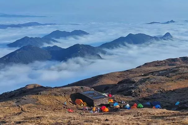 江西露营旅游地点推荐