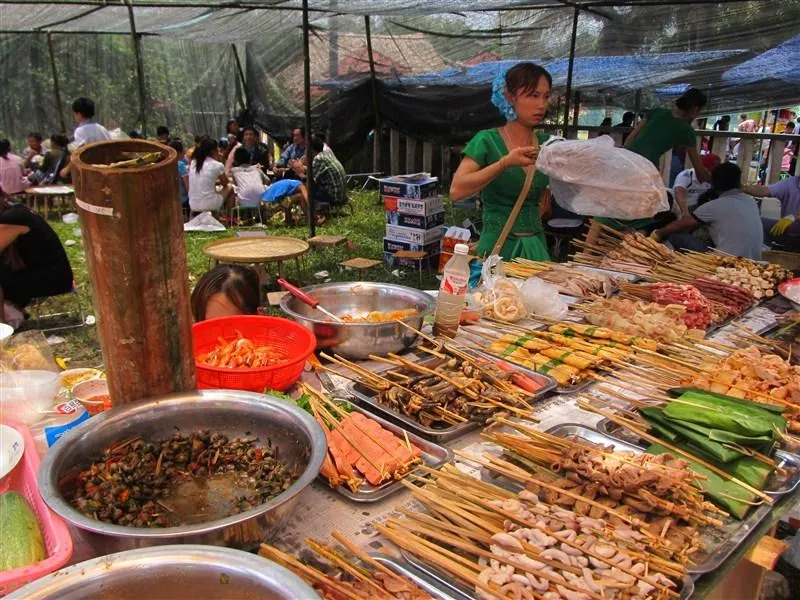 西双版纳有什么好玩的景点 西双版纳有什么好吃的特色美食