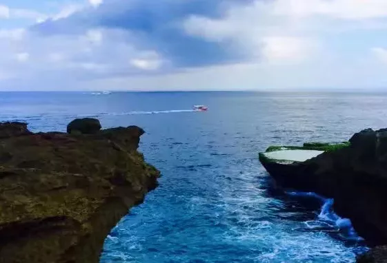 巴厘岛在哪个国家 去巴厘岛旅游需要注意什么 现在去巴厘岛旅行报价大概多少