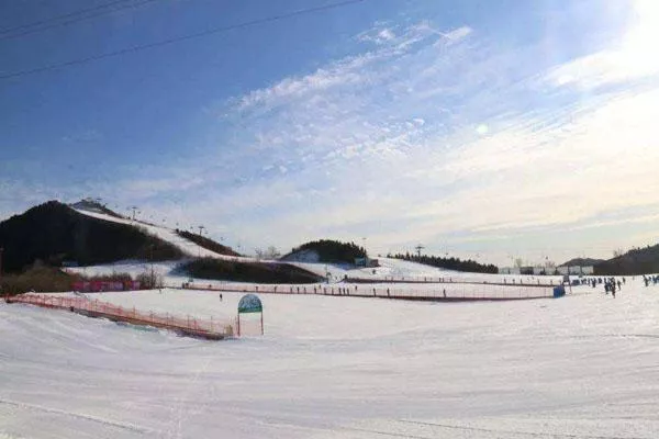 北京哪个滑雪场最好玩 北京滑雪场推荐