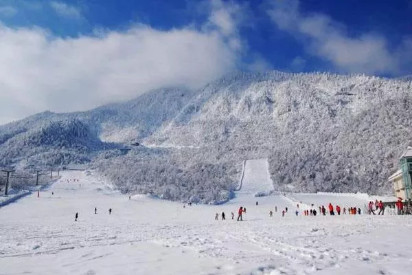 2022西岭雪山滑雪场夜场开放时间及门票价格