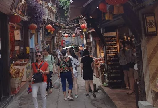 重庆市市区的旅游景点有哪些 2017重庆美食