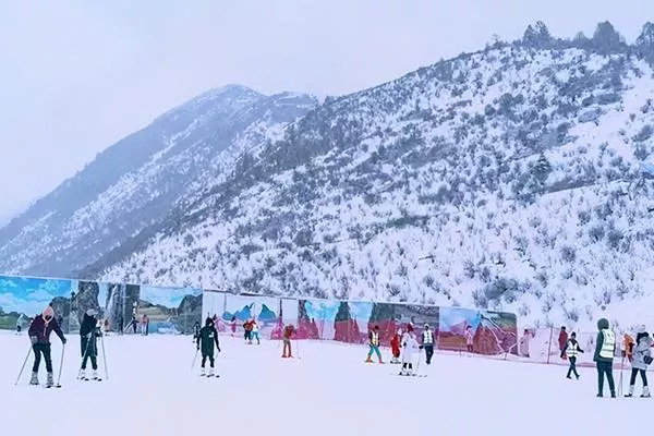 2020鹧鸪山滑雪场开放时间 鹧鸪山滑雪场游玩指南2020