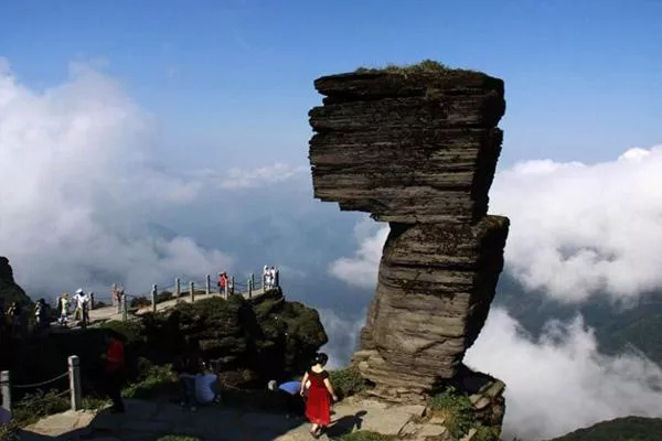 梵净山徒步登山攻略及路线