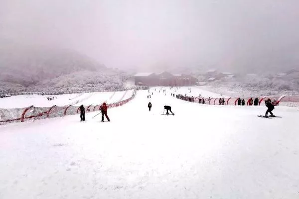 重庆周边玩雪去哪里旅游最好