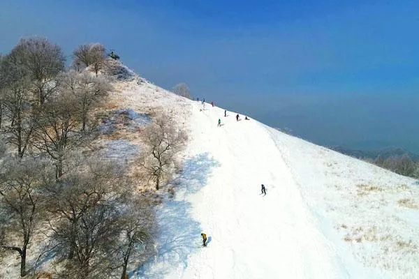 哈尔滨周边哪个滑雪场好玩