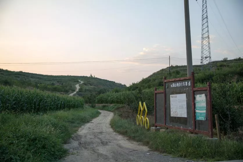 红崖沟大峡谷好玩吗 红崖沟大峡谷穿越最佳路线