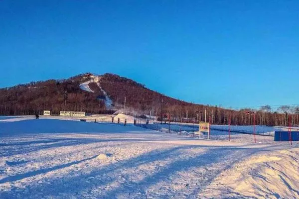 安徽附近有没有滑雪的地方 安徽周边滑雪场推荐