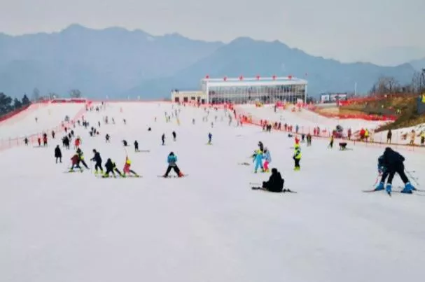 襄阳有滑雪的地方吗 襄阳滑雪地在哪里