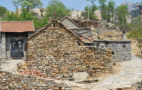 李家石屋村票价是多少  李家石屋村在哪里