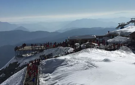 玉龙雪山在哪里  玉龙雪山旅游注意事项