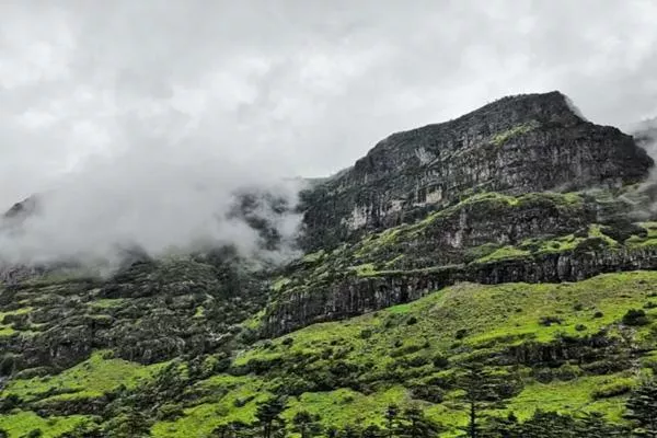 昆明最著名的山峰 昆明十大名山